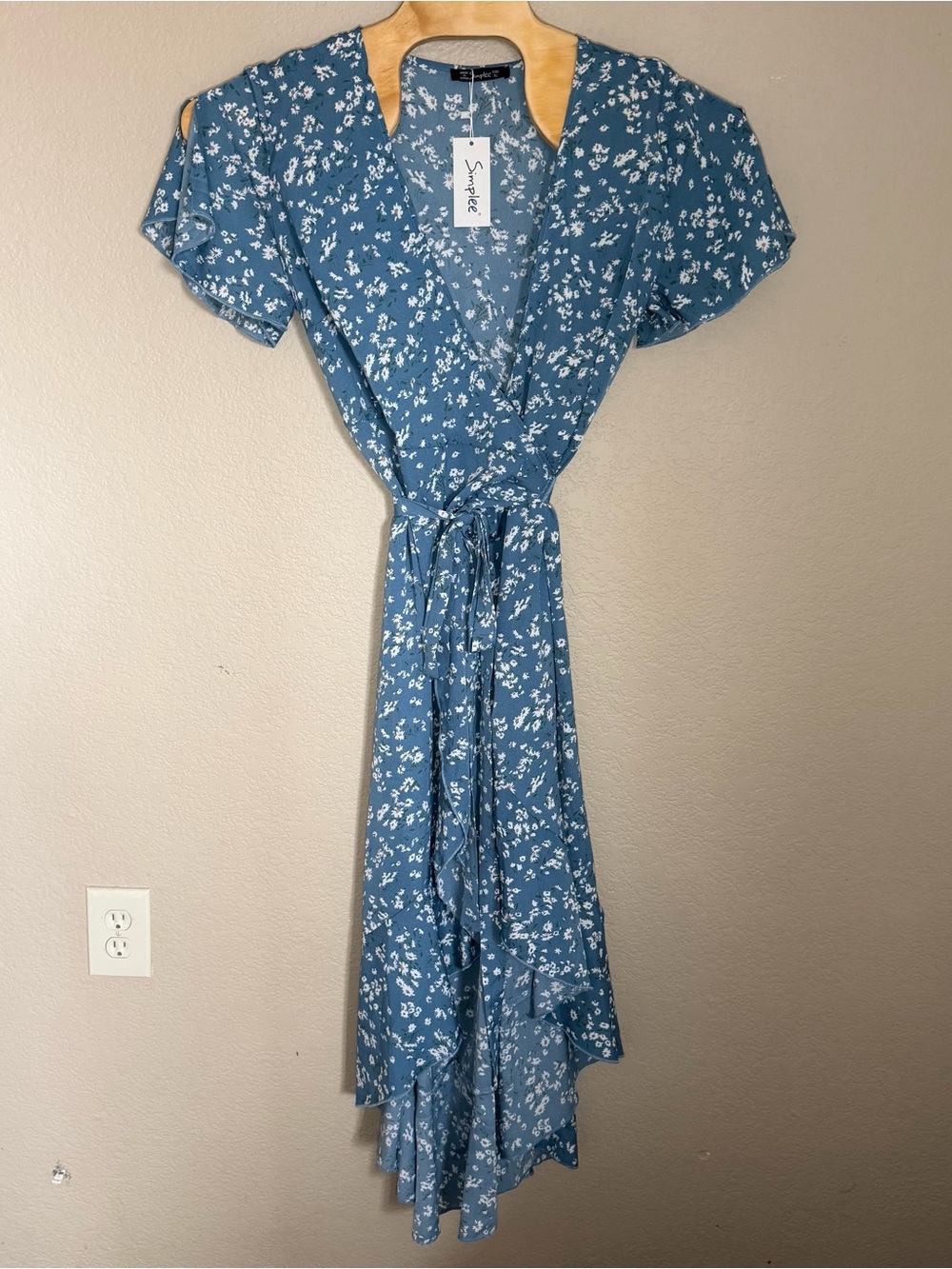 Simple Blue Floral High-Low Wrap Dress
